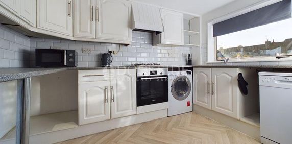 1 bedroom property to rent - Photo 2