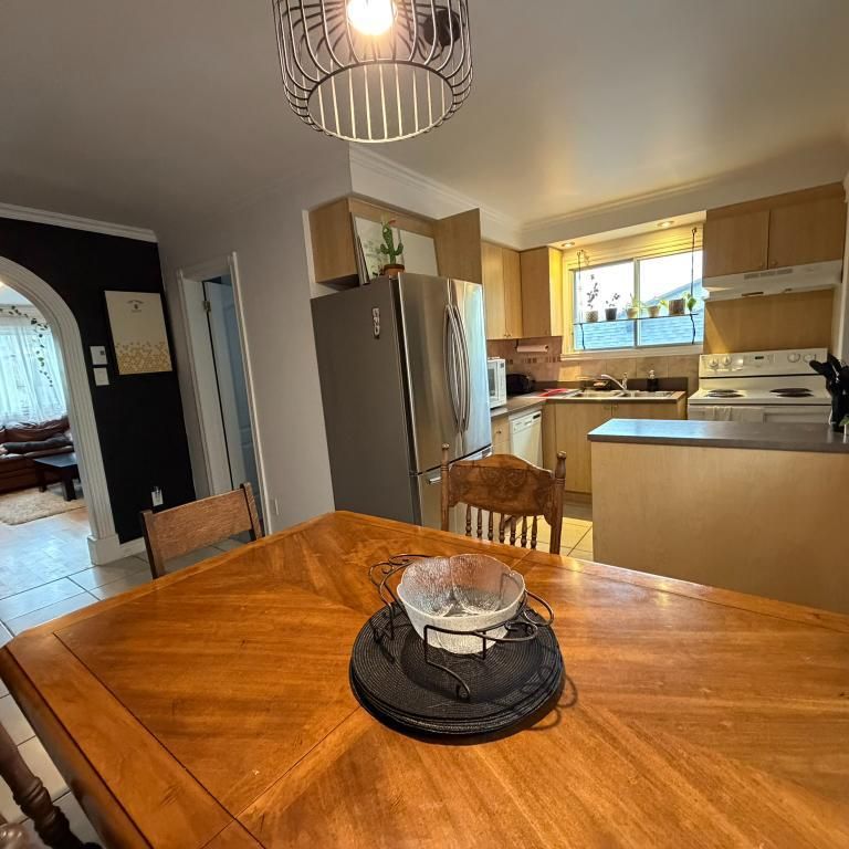 4 1/2 à louer - Photo 1