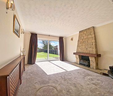 Star Lane, Ash, Aldershot, Surrey, GU12 - Photo 1