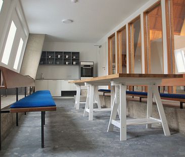 Neu: Möbliertes Design-Appartement in umgebauter Kirche! - Photo 5