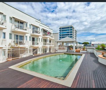 FURNISHED CBD UNIT! - Photo 6