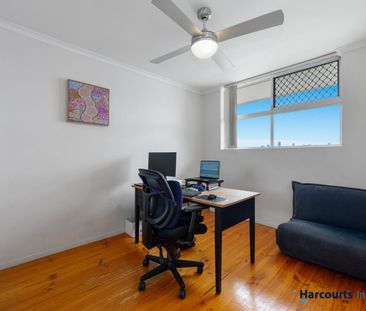 Charming & Convenient Living in the Heart of Morningside - Photo 4