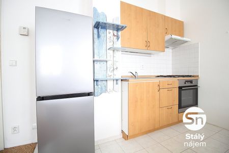 Pronájem bytu 1+kk 30 m² - Photo 2