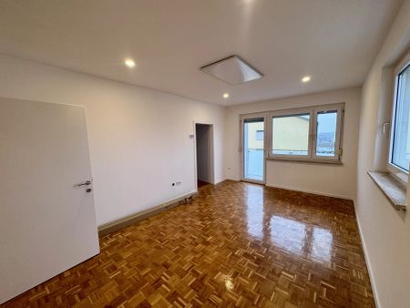 Charmante, frisch modernisierte Wohnung mit Loggia – sofort bezugsbereit - Photo 5