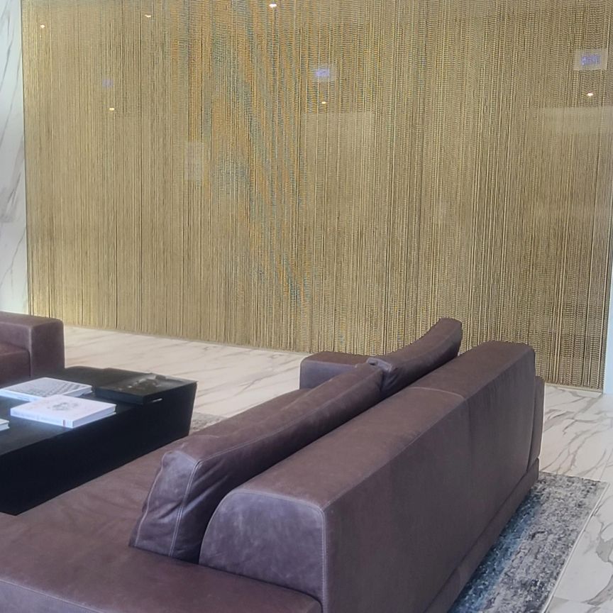 For Lease - 448 BURNHAMTHORPE Road Unit# 2009, Mississauga, Ontario - Photo 1