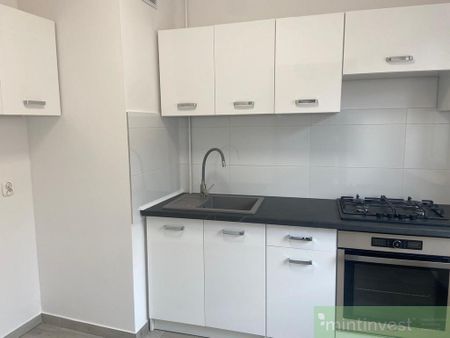 Umeblowana kawalerka z balkonem na wynajem - Zdjęcie 2