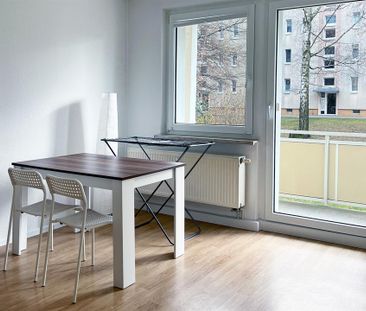 2-Raum-Wohnung mit EBK, Balkon & Tageslichtbad im Wasserturmgebiet - Photo 3