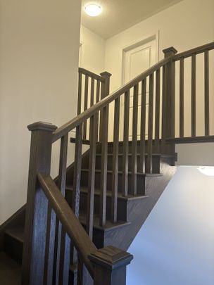For Lease - 228 Greer Street, Barrie, Ontario - Photo 1