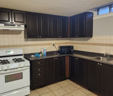 For Lease - 43 Chadwick Drive, Ajax, Ontario - Photo 3