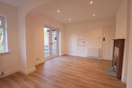 3 bedroom detached house to rent - Photo 4