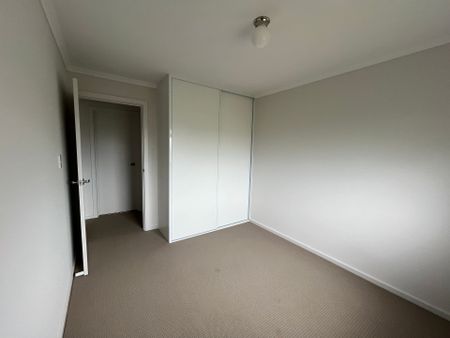 Modern Adelaide Hills Living - Photo 4