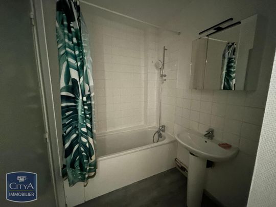 Location Appartement 3 pièces 74m² LILLE 59000 - Photo 1