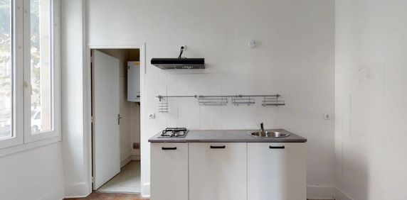 Location Appartement 1 pièces 30 m2 à Brive-la-Gaillarde - Photo 2