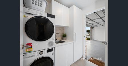 Light-filled, spacious & designed for lifestyle - Photo 5