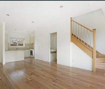 3/44 Boldrewood Parade, Reservoir VIC 3073 - Photo 4