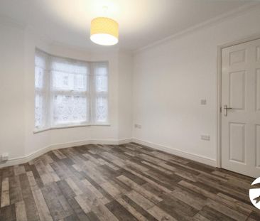 5 bedroom terraced house to rent - Photo 4