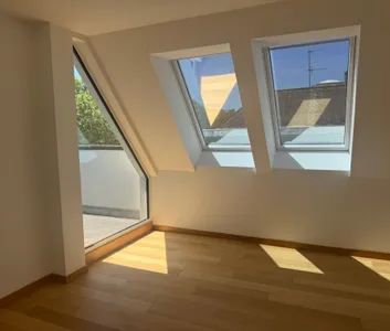 Exklusive 3-Zimmer DG-Wohnung mit Terrasse, Erstbezug in 1190 Wien! - Foto 3