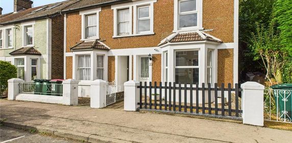 House share to rent - Photo 2