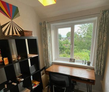 Semi-detached house to rent on - Photo 3