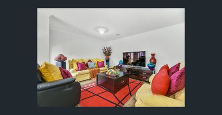 Beautiful 4-Bedroom Family Home in Belmond Estate – Spacious, Stylish & Low Maintenance! - Photo 5