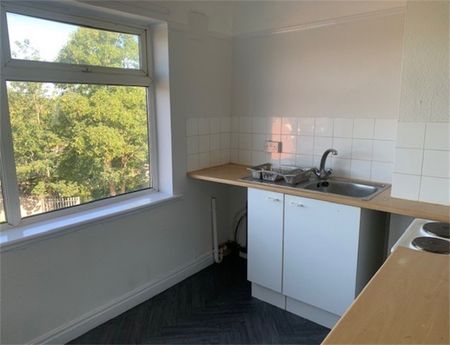 1 Bedroom Apartment To Let - Photo 2