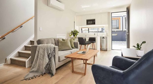 Modern One-Bedroom Townhouse in Prime Location - Photo 1