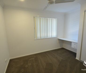 VERY NEW 3 BED TOWNHOUSE FOR RENT - Photo 2