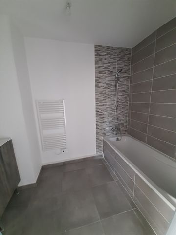 Location Appartement 3 pièces 59m² NIMES 30000 - Photo 5