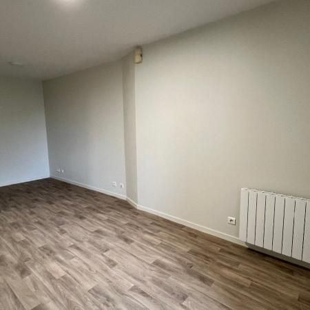Location Appartement 1 pièce 33m² CLERMONT FERRAND 63000 - Photo 1