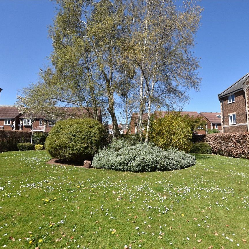 Trinity Road, Taunton, TA1 - Photo 1