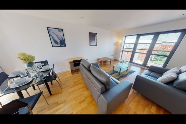 2 Bed Flat, The Reach, L3 - Photo 1