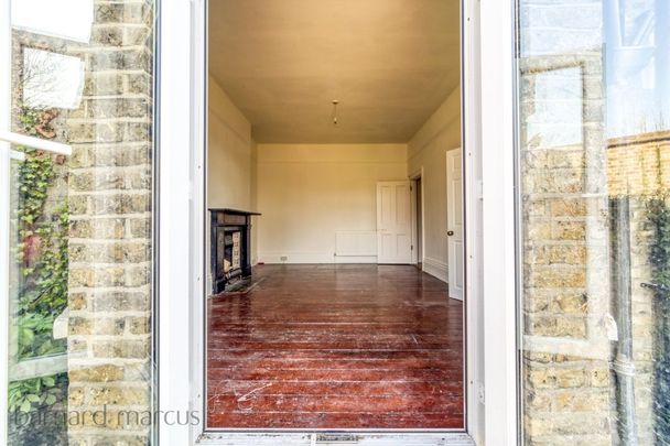 Barrow Road - Photo 1