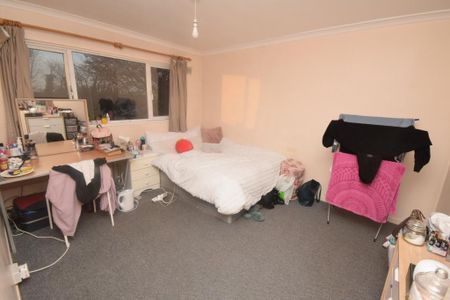 4 bedroom house to rent - Photo 2