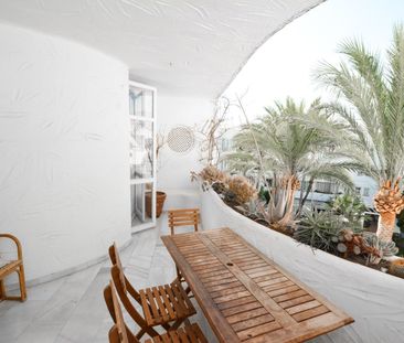 Penthouse in The Golden Mile - Photo 6