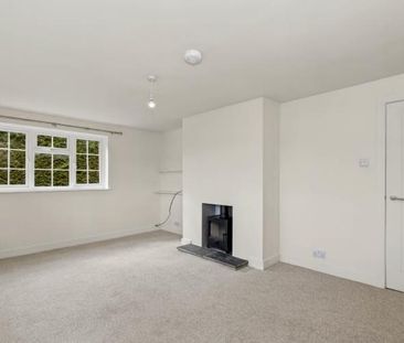 3 bedroom detached bungalow to rent - Photo 1