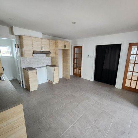 641 Rue des Pétunias, H7X 1G4, Laval - Photo 4
