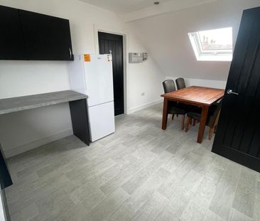 Princess Street Studio 5 - Photo 6