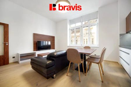 Pronájem nadstandardního bytu 3+kk, Brno - centrum, ulice Masarykova, po kompletní rekonstrukci, zařízený, internet v ceně, možnost parkování - Fotografie 3