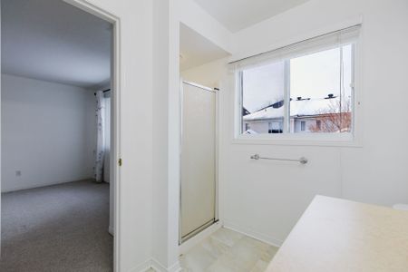 For Lease - 13 Villandry Street, Barrhaven, Ontario - Photo 2