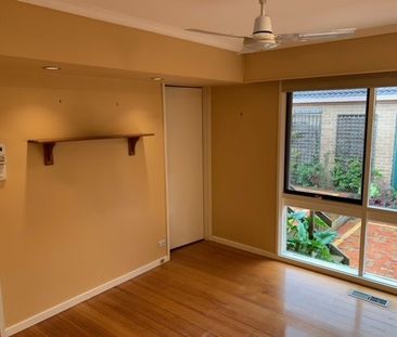 27 Meryl Street, Doncaster East - Photo 4