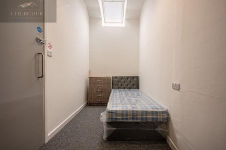 8 bedroom flat to rent - Photo 4