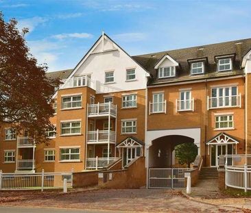 High Road, Buckhurst Hill, IG9 - Photo 1