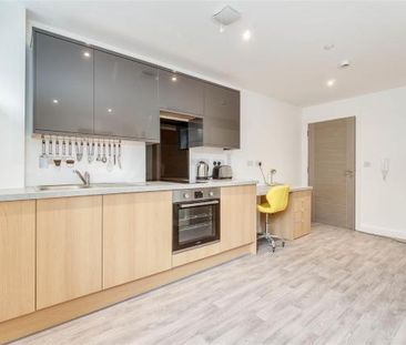 Studio to rent - Photo 3