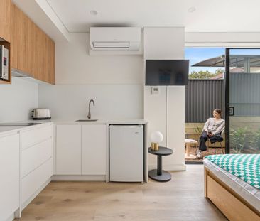 Fully Furnished | All Bills Included - Photo 5