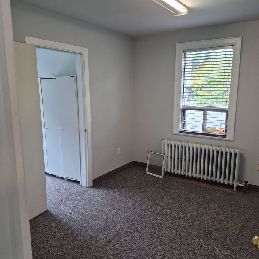 For Lease - 1641 Victoria Park Avenue Unit# 3, Toronto, Ontario - Photo 1