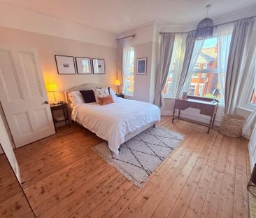Sherborne Road - Stockport - SK3 - Photo 6