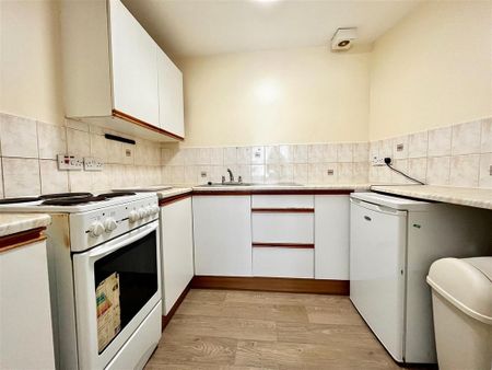 1 bedroom apartment to rent - Photo 4