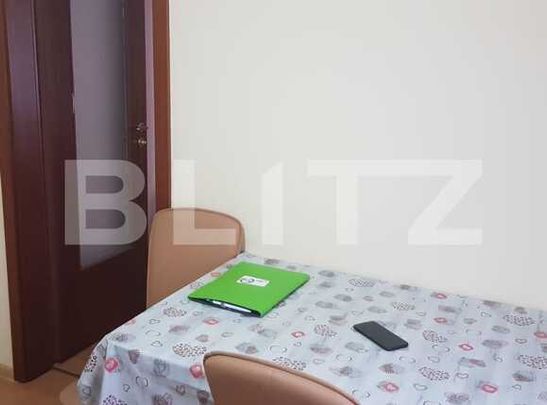 Garsoniera, 24 mp, parcare, decomandat, mobilata modern, zona Cora - Photo 1