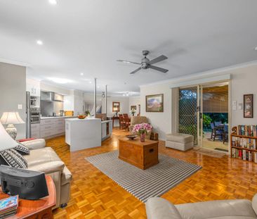 Immaculate Lowset Living on 1078m2 - Photo 1