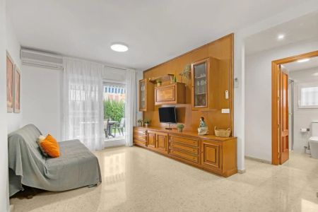 Piso de alquiler en Calle Cibeles, 30, Playa de Gandia - Photo 2
